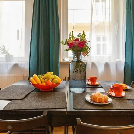 Domus Krakowski 3-bedroom Apt. アパート *